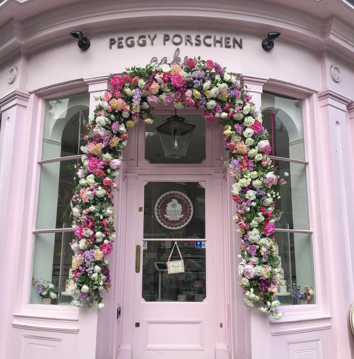 Peggy Porschen Floral Installation – The Key to the House